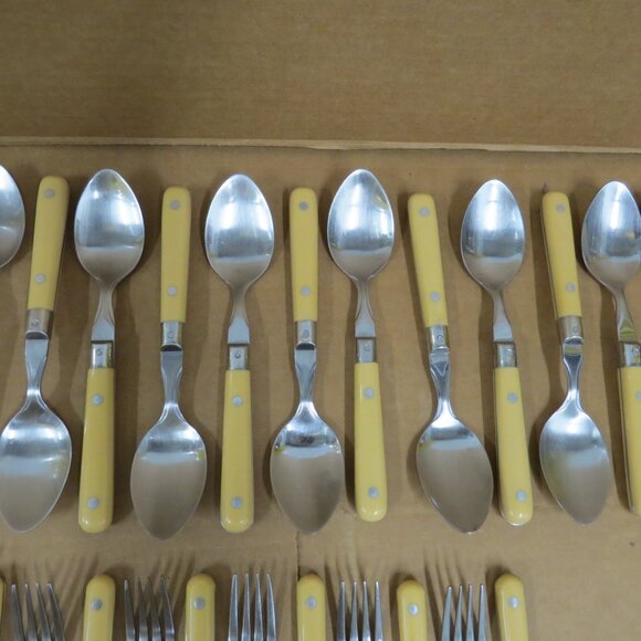 46 Pc Lot Assorted WF Mardi Gras Cream Stainless Flatware-Forks, Spoons & Knives - Picture 6 of 9
